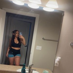 Meet your Posher, Kelis